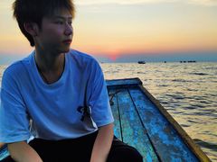 -洞里萨湖
