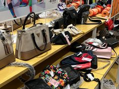 -BIGOFFS 超级折扣(仁恒伊势丹店)