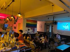-Mx.cocktail bar