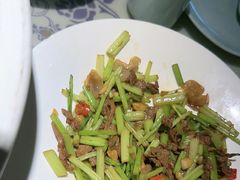 -卢大鲜鱼头捞饭(美利广场店)