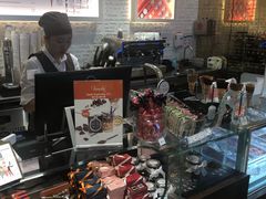 -VENCHI 闻绮(北京国贸商城店)