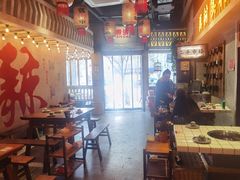 -旧街市鲜货老火锅(大光路店)