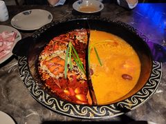 -小龙坎火锅(湖滨银泰in77店)