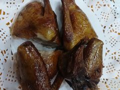 脆皮红烧乳鸽-渔鸽皇酒楼(鸿大广场店)