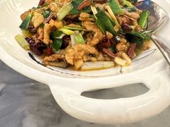 -蔼若春.传承三十年云南菜(金碧公园店)