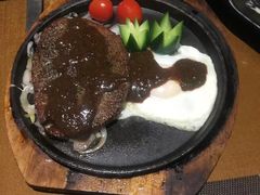 -戈尔登酒店·满堂彩咖啡厅
