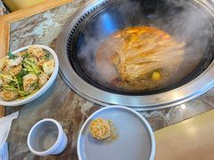 -锅老头海鲜铁锅炖