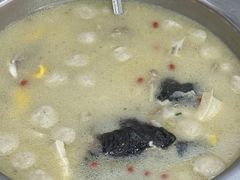 -丹水桥地锅鱼·翘嘴鲌·地方特色全鱼宴(丹江口大坝店)