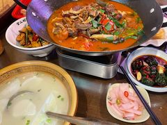 -富正毅三下锅·湘西韵味(天门山索道店)