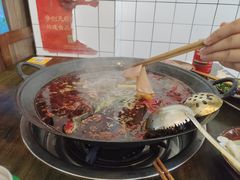 -黄潇洒老火锅(九眼桥宏济巷店)