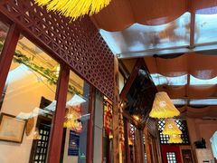 -旺角小渔村·海肠捞饭开创者(环山路店)