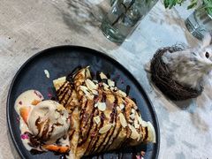 杂果可丽饼-GOTLOT COFFEE&KITCHEN角落厨房NOOK店