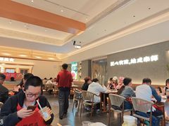 -肥肥虾庄·金牌油焖大虾(汉口城市广场店)