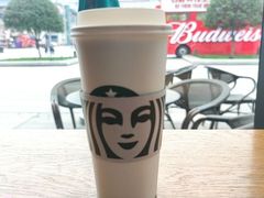 -星巴克(西安曲江银泰店)