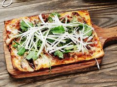 北京烤鸭披萨-The BREW·酿餐厅(浦东嘉里大酒店)