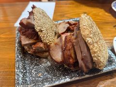 -老天桥酱肉烧饼夹肘子(天桥店)