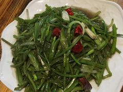 -小锅巴纳西餐厅