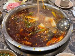 -肖肖酸萝卜鱼火锅(总店)