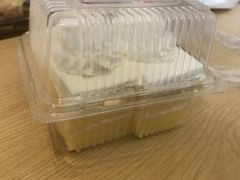 -红宝石·鲜奶小方·海派西点房(南丹店)