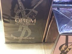 -日上免税店(三径路t3店)