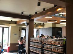 大堂-星巴克臻选(成都宽窄巷子店)