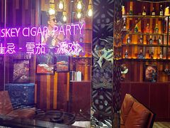 -K+全国连锁KTV(绿地缤纷天地店)