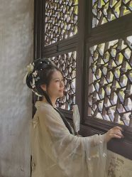 -一揽芳华汉服旗袍体验馆(拙政园店)
