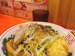 -拉面莊夢語＆中华料理八椿