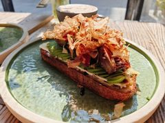 鳗鱼牛油果无花果全麦吐司-O'mills Sourdough Bakery&Bistro(永嘉路店)
