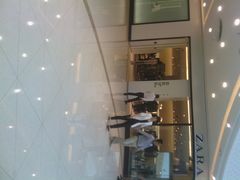-ZARA(红谷滩万达店)