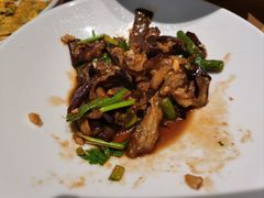 -关东小磨东北菜(上海长风大悦城店)