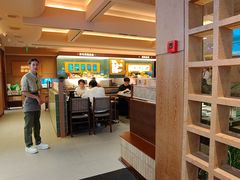 -左庭右院鲜牛肉火锅(浦江欢乐颂店)