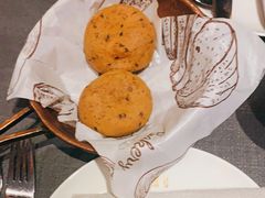 -YUE·6·西式融合餐厅(外滩六号店)