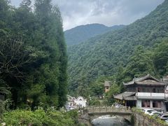 -西岭雪山大飞水景区