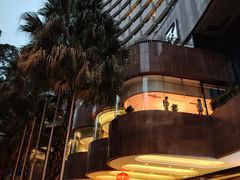 -深圳富苑皇冠假日套房酒店
