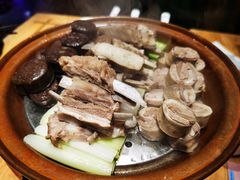 蒙料一八手把肉-蒙料·手把肉(望京店)