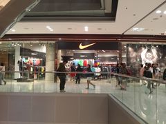 -东荟城名店仓