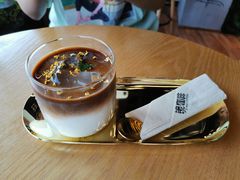-ZING COFFEE 镜咖啡
