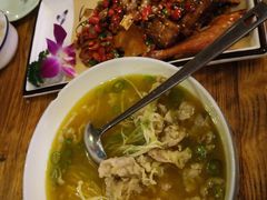特制酸汤肥牛-胡桃里音乐酒馆(曲江店)