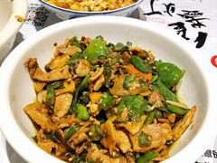 湘村黑猪辣椒炒肉-壹盏灯(惠农店)