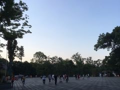 -峨眉山报国寺