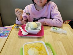 -满记甜品(巴黎春天宝山店)