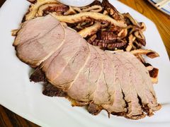 -溢心园香河肉饼总店