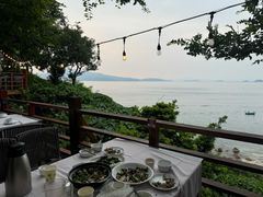 -美人鱼悬崖海景餐厅(鹿嘴山庄店)