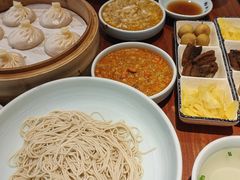 -裕兴记•蟹黄面馆(人民广场店)