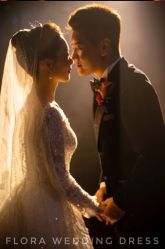 -Flora婚纱礼服定制租赁店