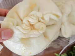 牛肉大葱包子-李小老烧饼(常营民族家园店)