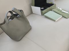 -聚云奢二手奢侈品黄金手表包包回收·中古店(三里屯总店)