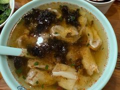 -潘国仙耳光馄饨(黄家阙路店)