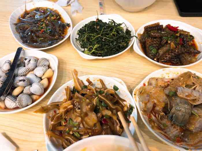 推荐大家可以纫辜快餐照片晚上吃生腌的照片真实